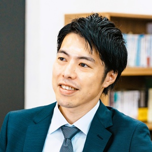 鏡味 聖善 （かがみ まさよし）