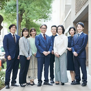鈴木＆パートナーズ法律事務所 代表鈴木 章浩（すずき あきひろ）